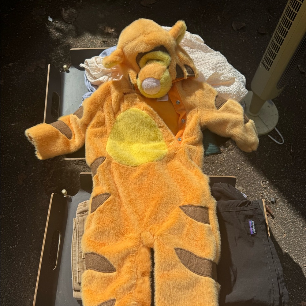 Pottery Barn Kids Tigger Costume, size 12-24 mo